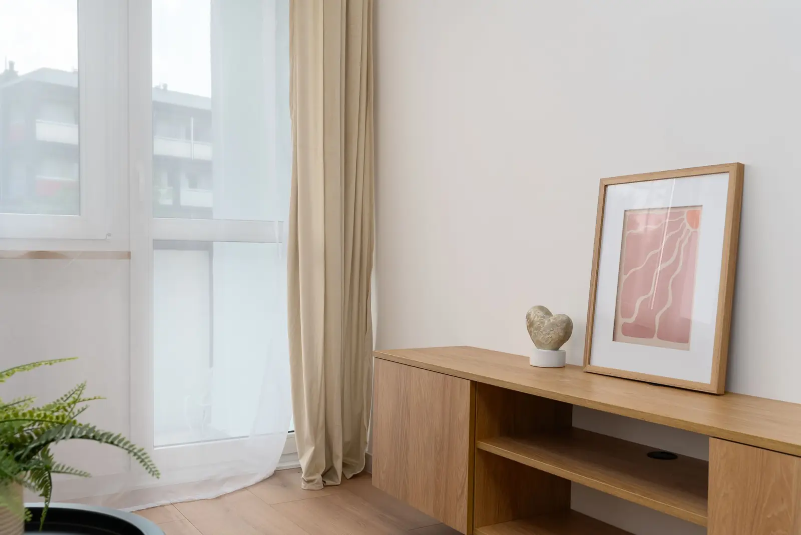 How to choose a white paint for Highveld light